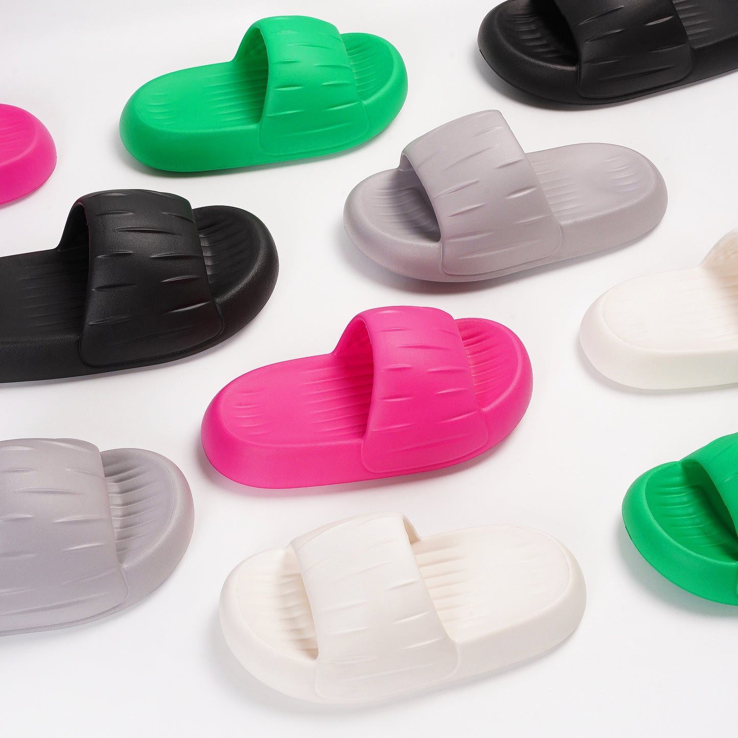 Bread Slippers EVA Rubber And Plastic Thick Bottom Stepping On Shit Casual Couple Tide Shoes Men And Women Flat Slippers Women's Outer Wear